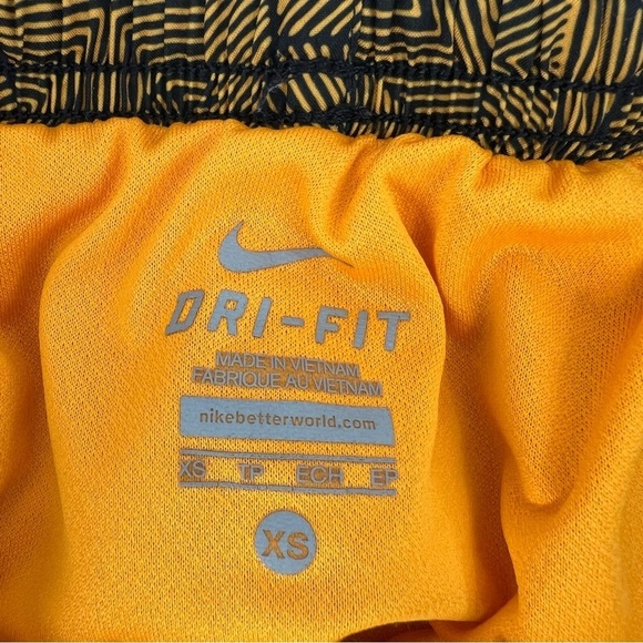 Bundle of 2 Nike Dri-Fit Women's Running Shorts Size XS Neon - Picture 2 of 4